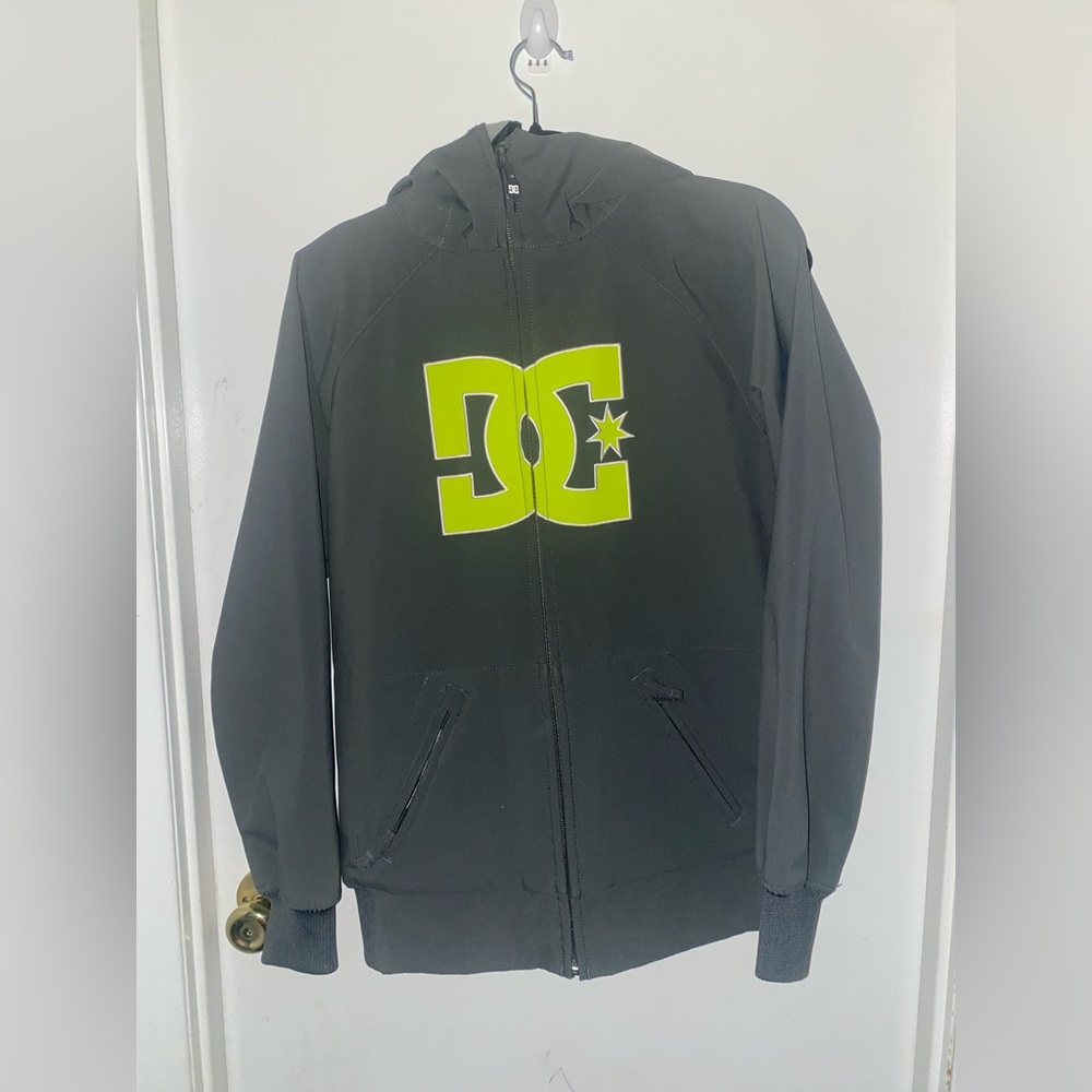 DC | Youth Medium | Ski | Snowboard | Soft Shell | Charcoal | Neon Yellow Logo - Picture 3 of 9